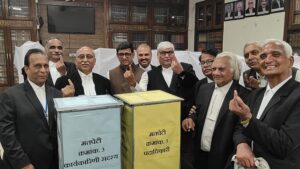 Indore News:इंदौर हाईकोर्ट बार एसोसिएशन चुनाव- अध्यक्ष और सचिव पद पर कड़ी टक्कर,1914 सदस्यों ने किया मतदान – Indore: Indore High Court Bar Association Elections – Fierce Competition For The Posts Of President And Secret