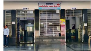 ग्वालियर के बिरला नगर सिविल अस्पताल में डॉक्टर नहीं दे रहे सेवाएं, सिर्फ नर्सिंग स्टाफ के भरोसे इमरजेंसी