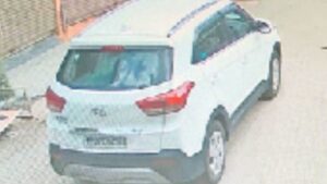 ग्वालियर में 6वीं की छात्रा के अपहरण की कोशिश, बदमाश बोले- कार में बैठेगी, शोर मचाने पर भागे