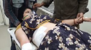 A Woman Sitting At A Sewing Centre Was Shot By A Bike-borne Assailant, Her Condition Critical. – Bhind News