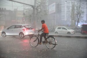Mp Weather Today:अगले हफ्ते मध्य प्रदेश में मानसून की हो सकती है एंट्री, कई जिलों में आज आंधी-बारिश का अलर्ट – Mp Weather Today: Monsoon Likely To Arrive In Madhya Pradesh Next Week; Alert Issued For Thunderstorms And Rai