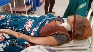 Jealous Rage: Girlfriend Slits Wife’s Throat Outside Police Station, Toddler Hurt – Madhya Pradesh News