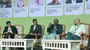 Indore News:ईवी में नवाचार के लिए जुटे देशभर के दिग्गज, स्टार्टअप्स ने बताई भविष्य की तकनीकें – Indore News Ev Sustainability And Electric Vehicle Conclave For Green Energy Startups